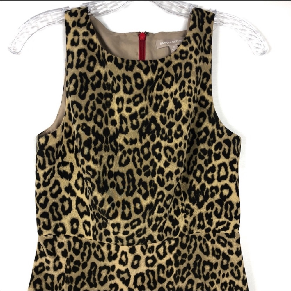 Banana Republic Animal Print Sleeveless Blouse